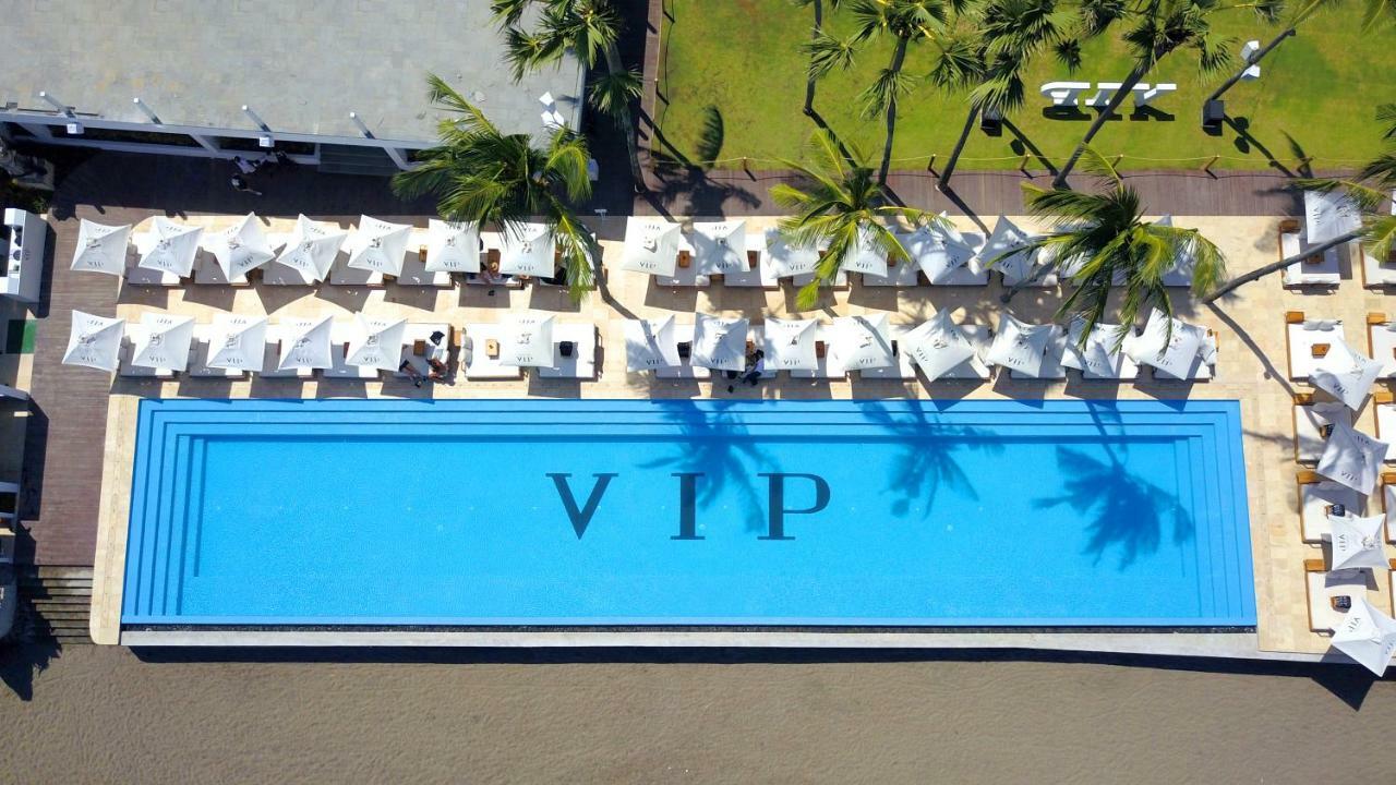 Villa Kaira Estate Canggu  Exterior photo