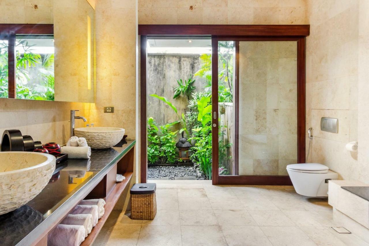 Villa Kaira Estate Canggu  Exterior photo